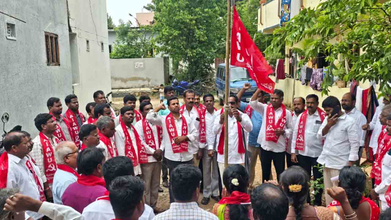 అర్హులందరికి ఇందిరమ్మ ఇళ్లను కేటాయించాలి : వెంకట్‌రాములు