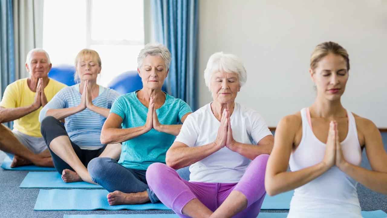 Yoga | ఆరోగ్య‌క‌ర‌మైన వృద్ధాప్యం కోసం యోగా.. ఈ ఏడాది యోగా దినోత్సవం ప్ర‌త్యేక‌త ఇదే..