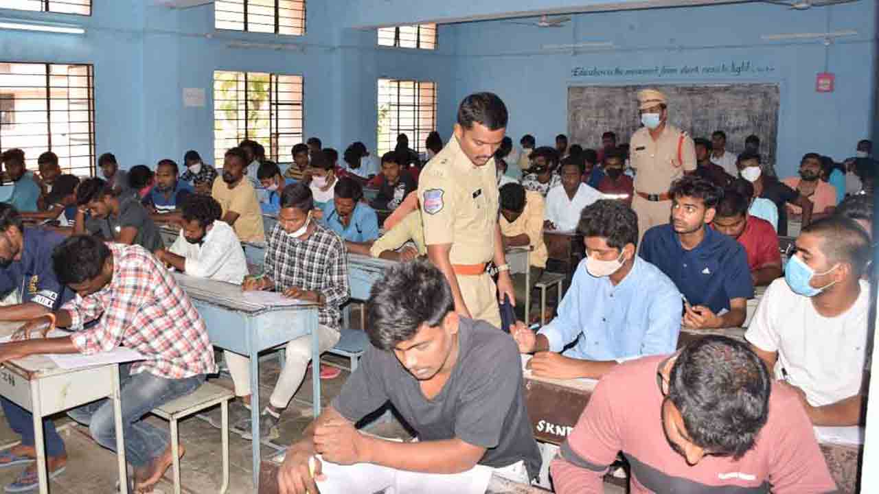 పోలీసు ఉద్యోగాలకు ఉచిత శిక్షణ : యాకూబ్‌పాషా