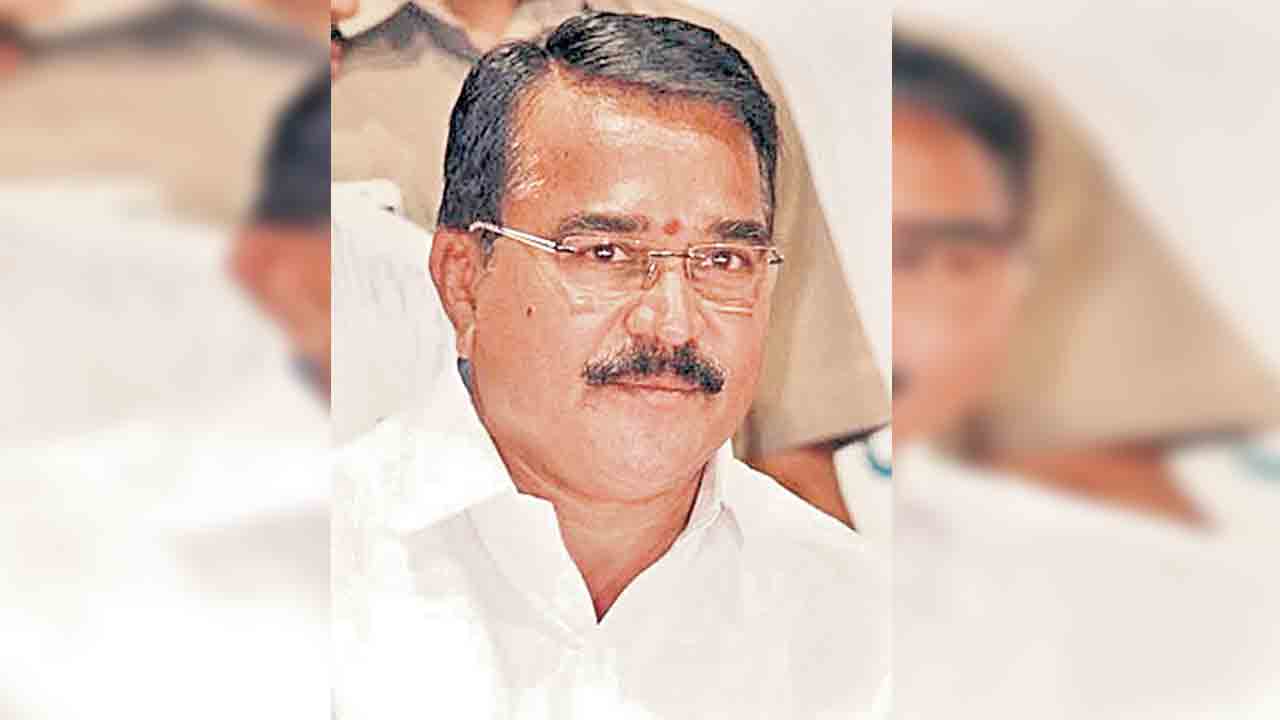 బాకీ పడిన రైతుభరోసా ఎప్పుడిస్తరు?