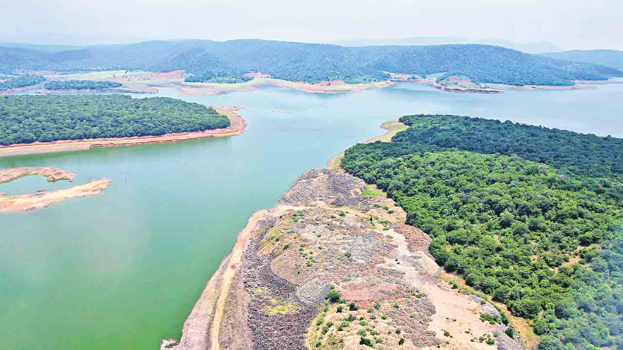 నీళ్లు ఇచ్చేదెవరు? తెచ్చేదెవరు?.. చంద్రబాబు ఫార్ములా అమలు కోసం రేవంత్‌రెడ్డి వింత నాటకాలు