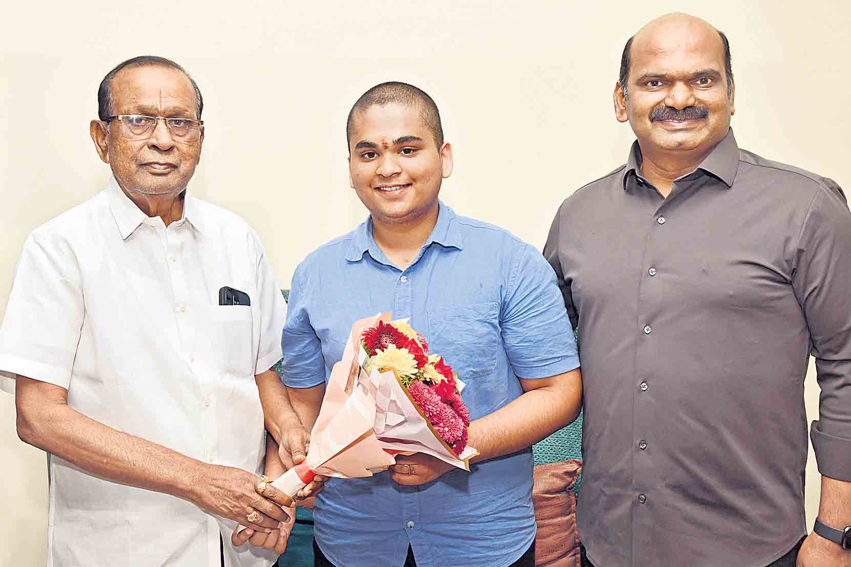 నీట్‌ – 2026 ఫలితాల్లో ఎస్‌ఆర్‌ ప్రభంజనం