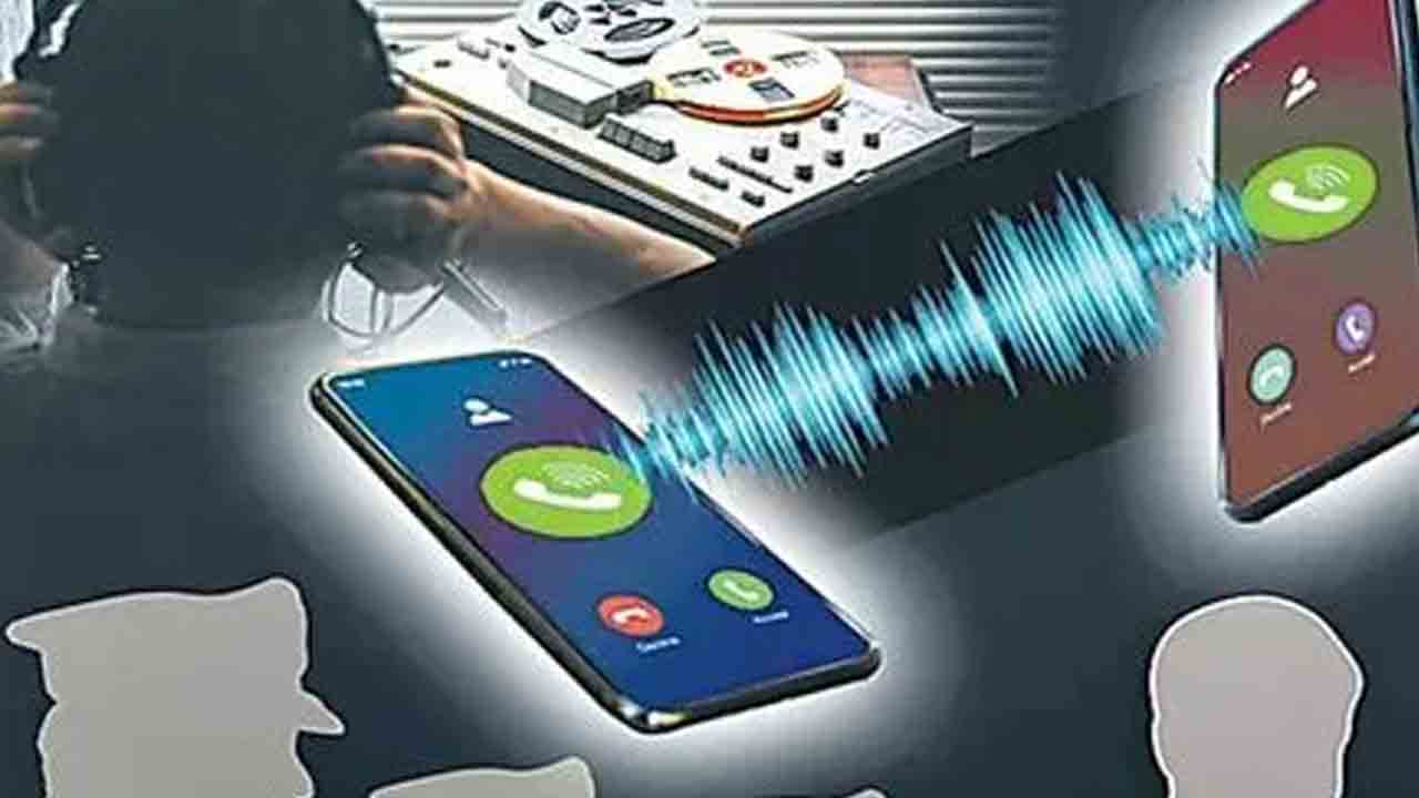 మరో డైవర్షన్‌ ఎత్తుగడ.. ఫోన్‌ ట్యాపింగ్‌ అంశంపై త్వరలో చార్జిషీట్‌