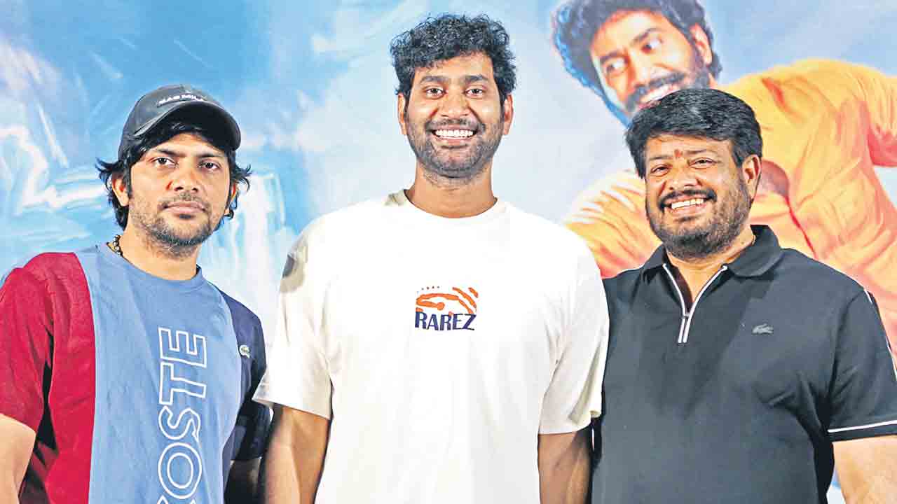 నన్నంతా ఫ్యామిలీ హీరో అంటున్నారు