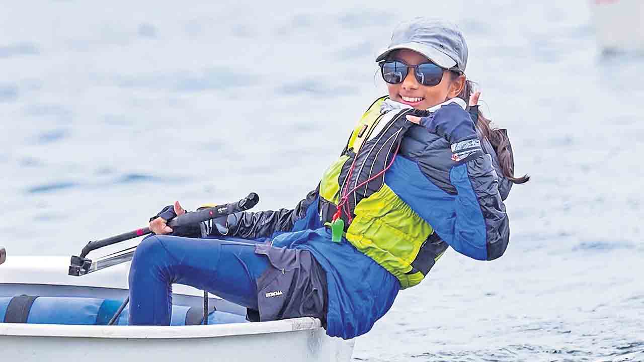 అగ్రస్థానంలో ఆన్యా రెడ్డి