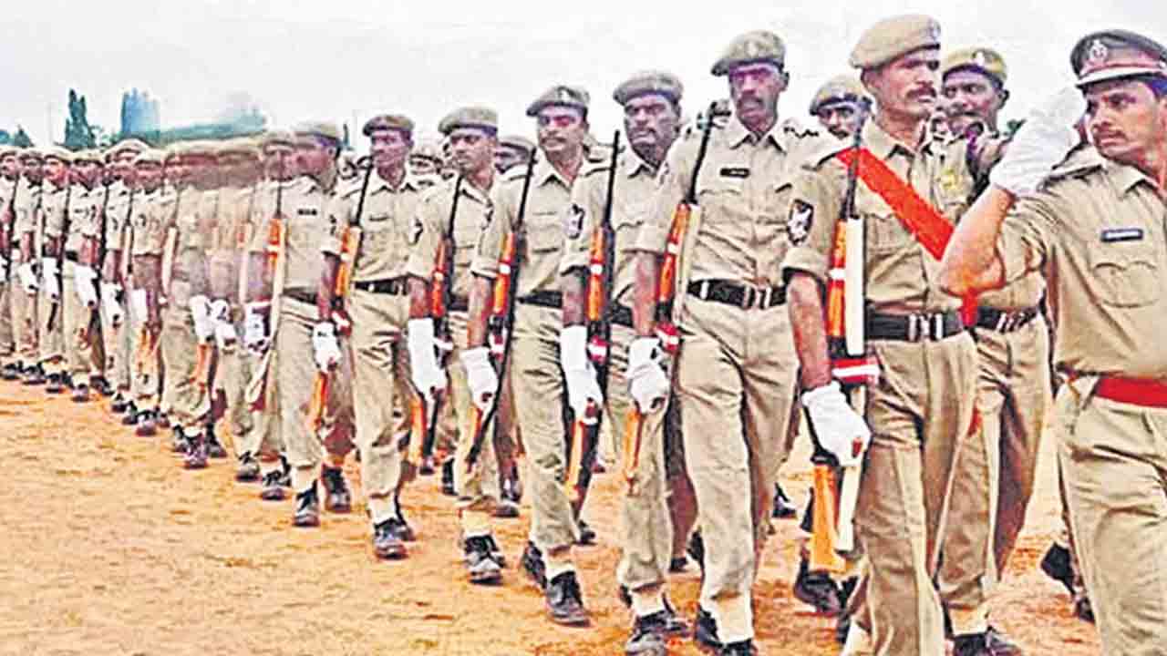 7,437 పోలీస్‌ ఉద్యోగాలకు నోటిఫికేషన్‌.. విభాగాలవారీగా నాలుగు నోటిఫికేషన్లు
