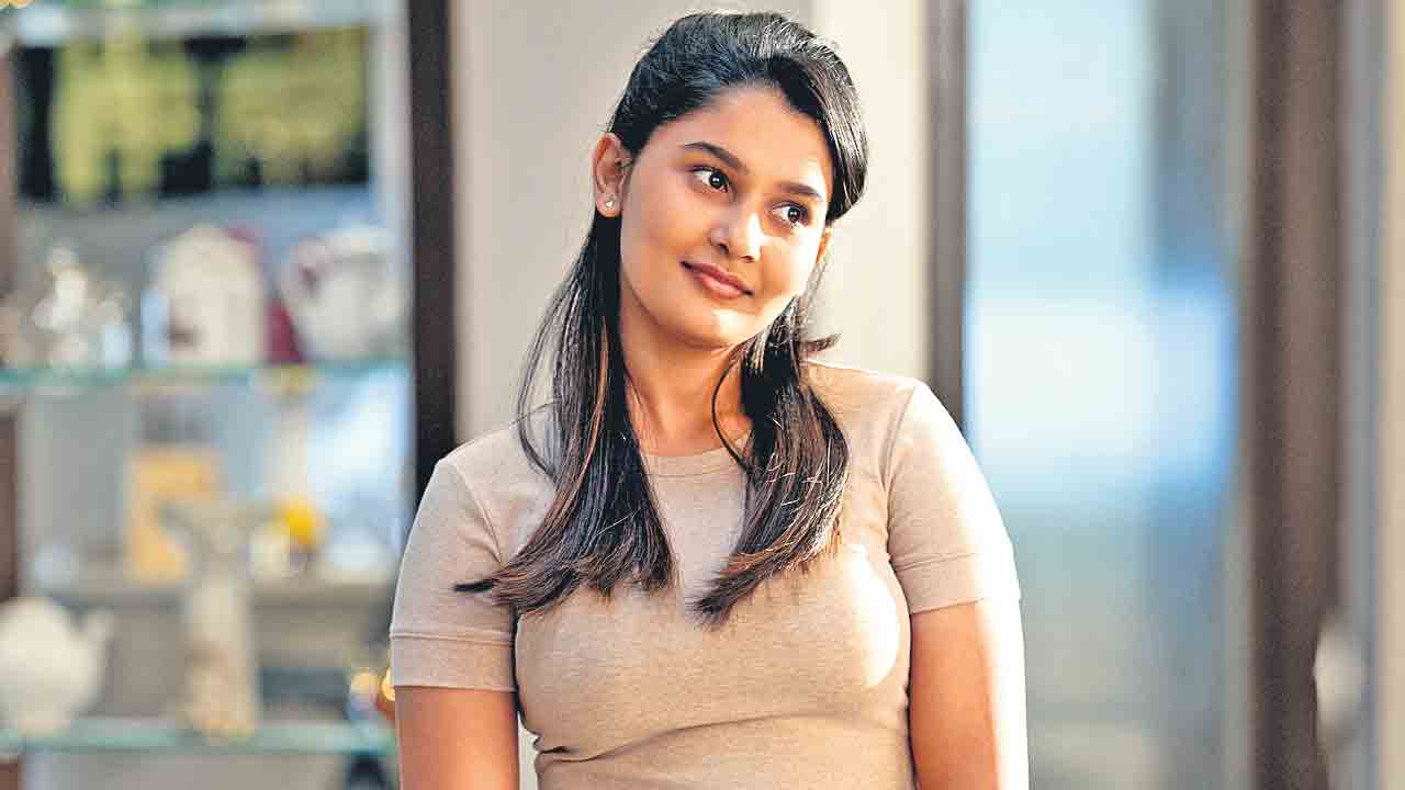 గారాల తనయ సంపూర్ణ