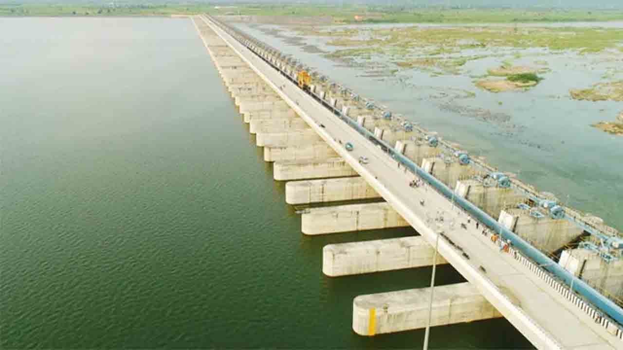 ‘ప్రాణహిత’ బరాజ్‌ నిర్మాణంపై కదలిక