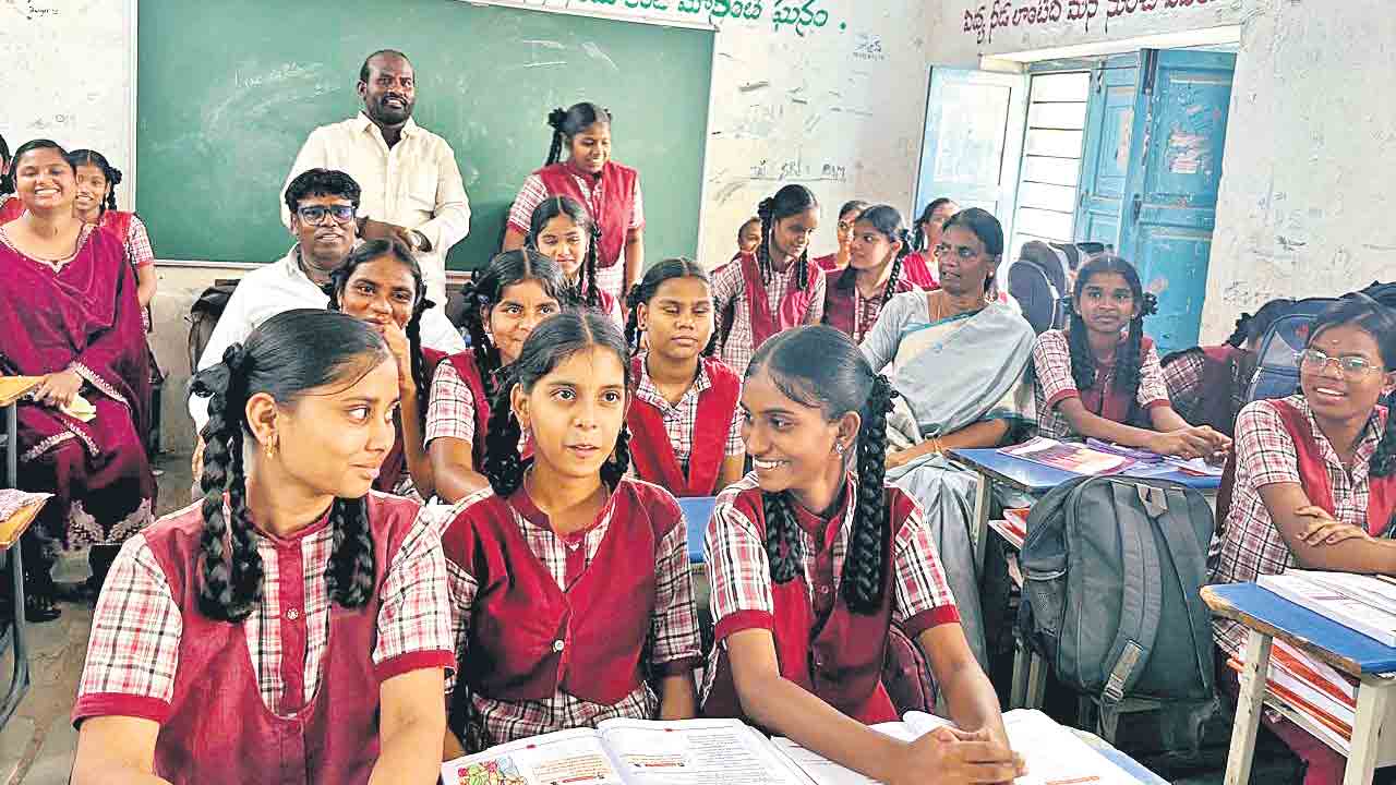 ప్రైవేట్‌కు దీటుగా జన్వాడ ప్రభుత్వ పాఠశాల