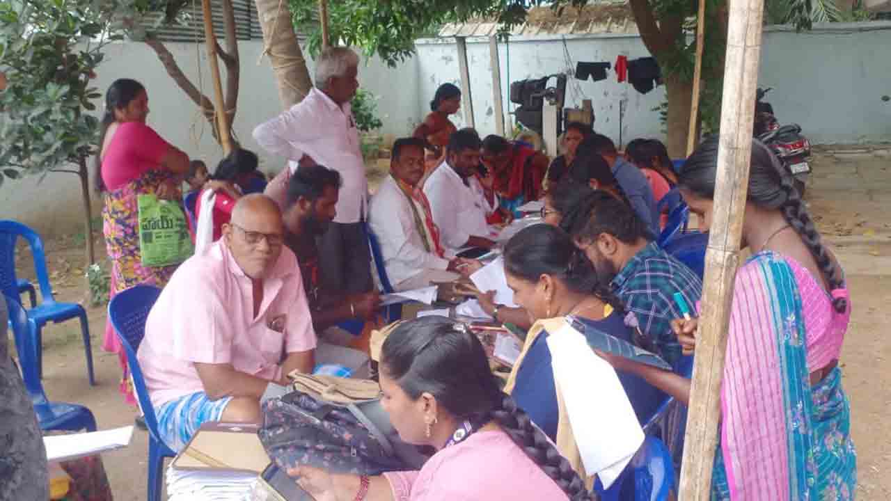 సొంతూరుకే ఓటు