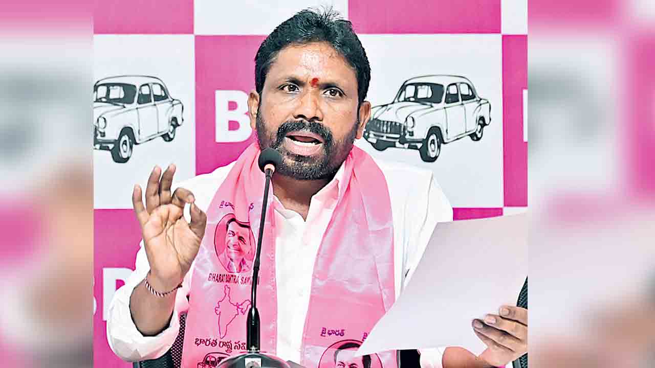 చీకటి దందాల కోసమే సీక్రెట్‌ జీవోలు!