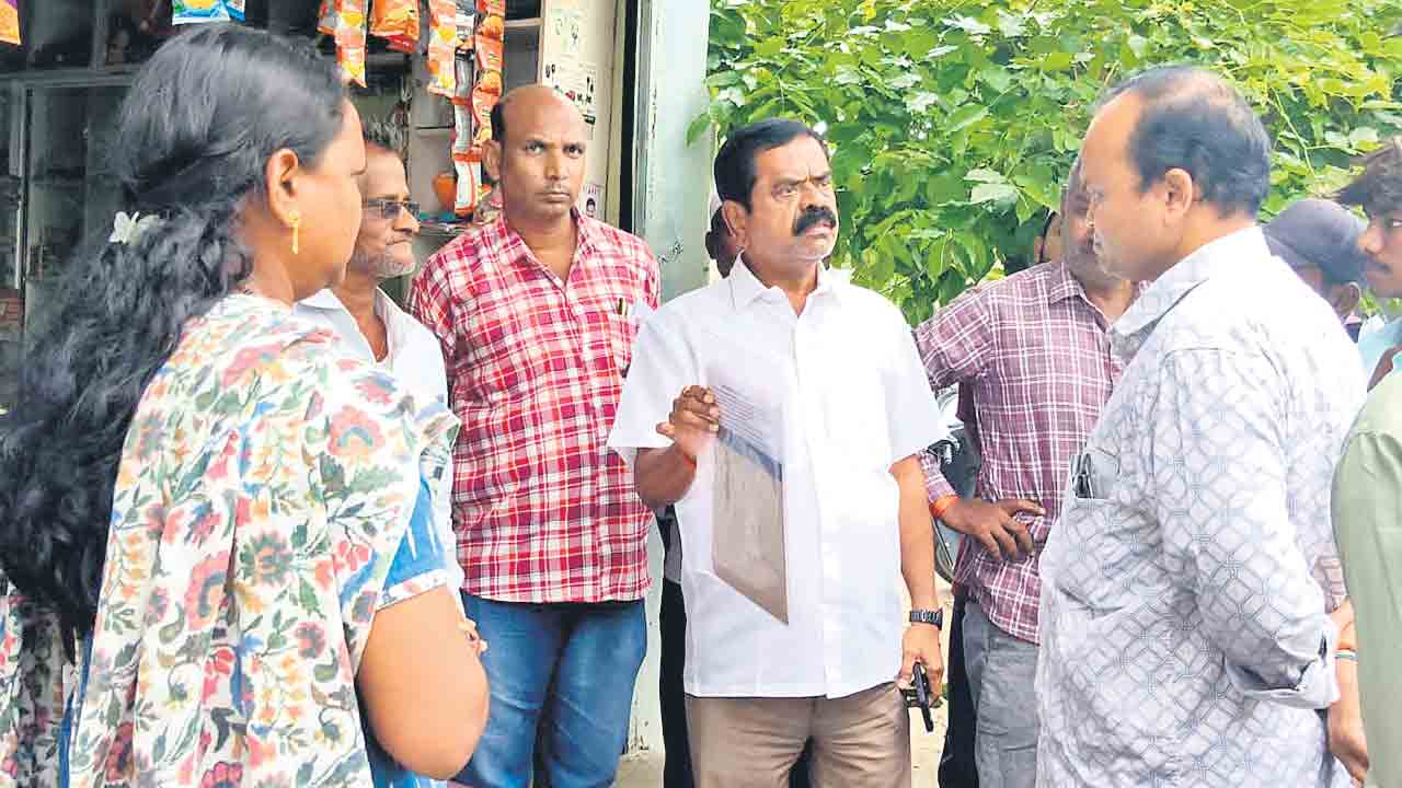 అక్రమ ఓటర్‌ నమోదుకు కాంగ్రెస్‌ ఆజ్యం