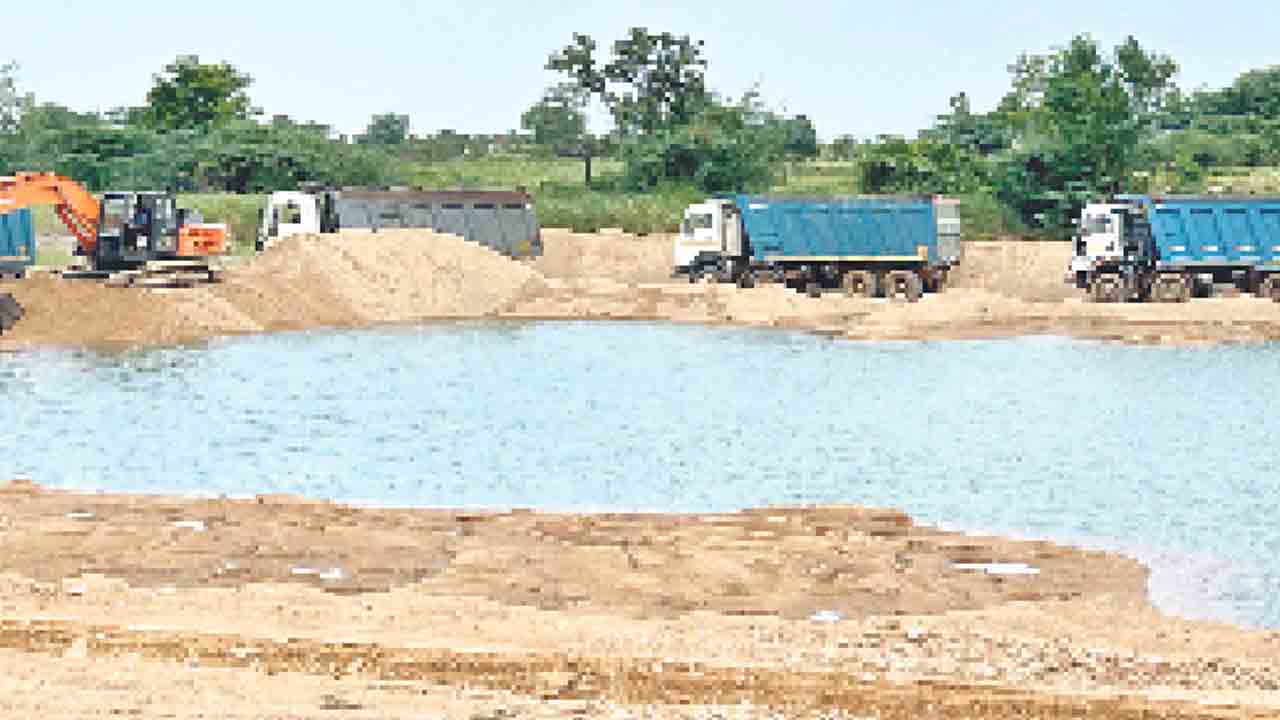 దుందుభీ లూటీ!