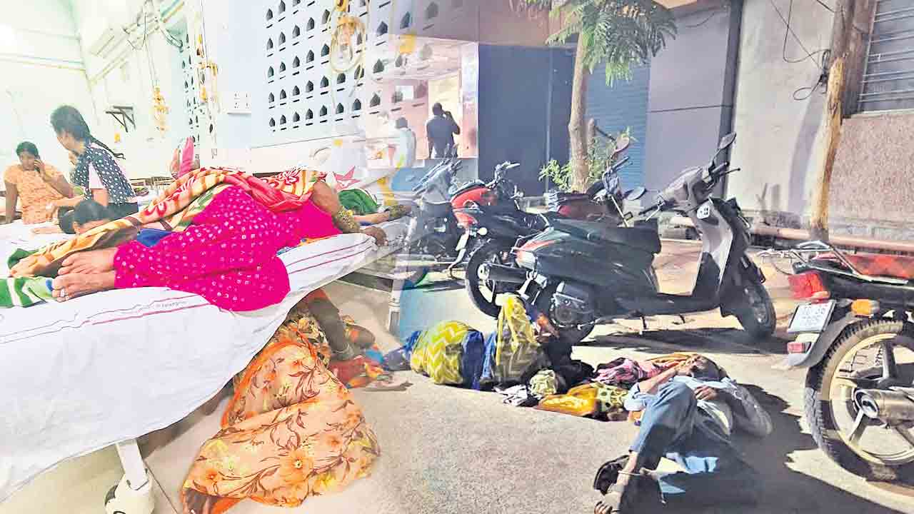సర్కారు దవాఖానకు సుస్తీ..