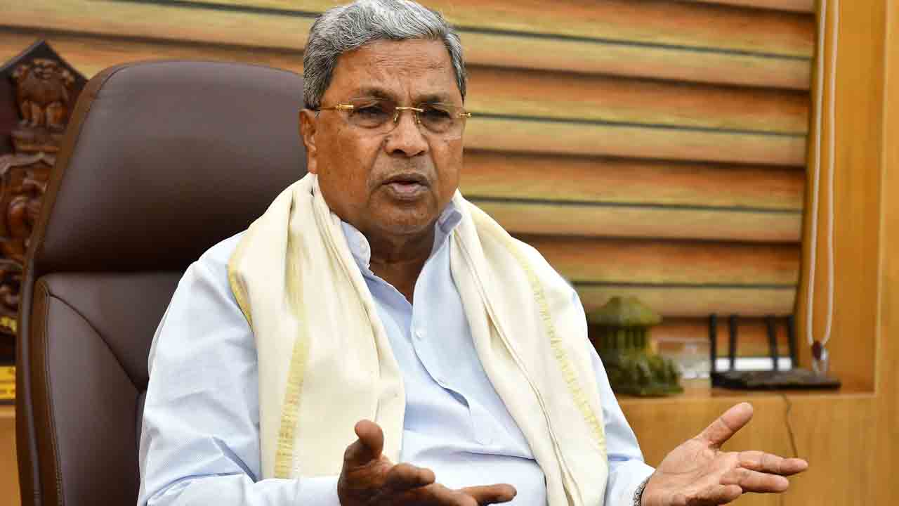 రాజకీయాల్లో అవినీతి పెరిగింది