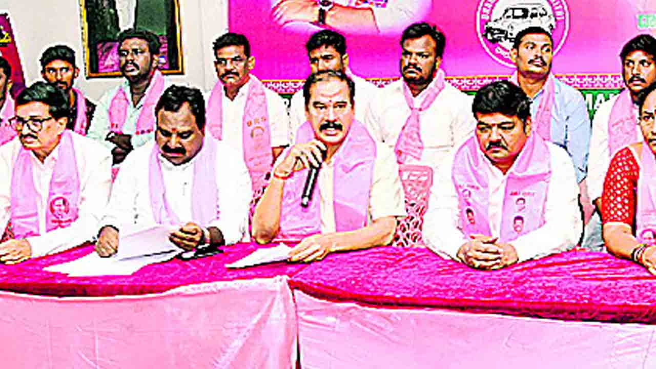 బీఆర్ఎస్ ప్రభుత్వంలోనే ఎయిర్పోర్టుకు అడుగులు