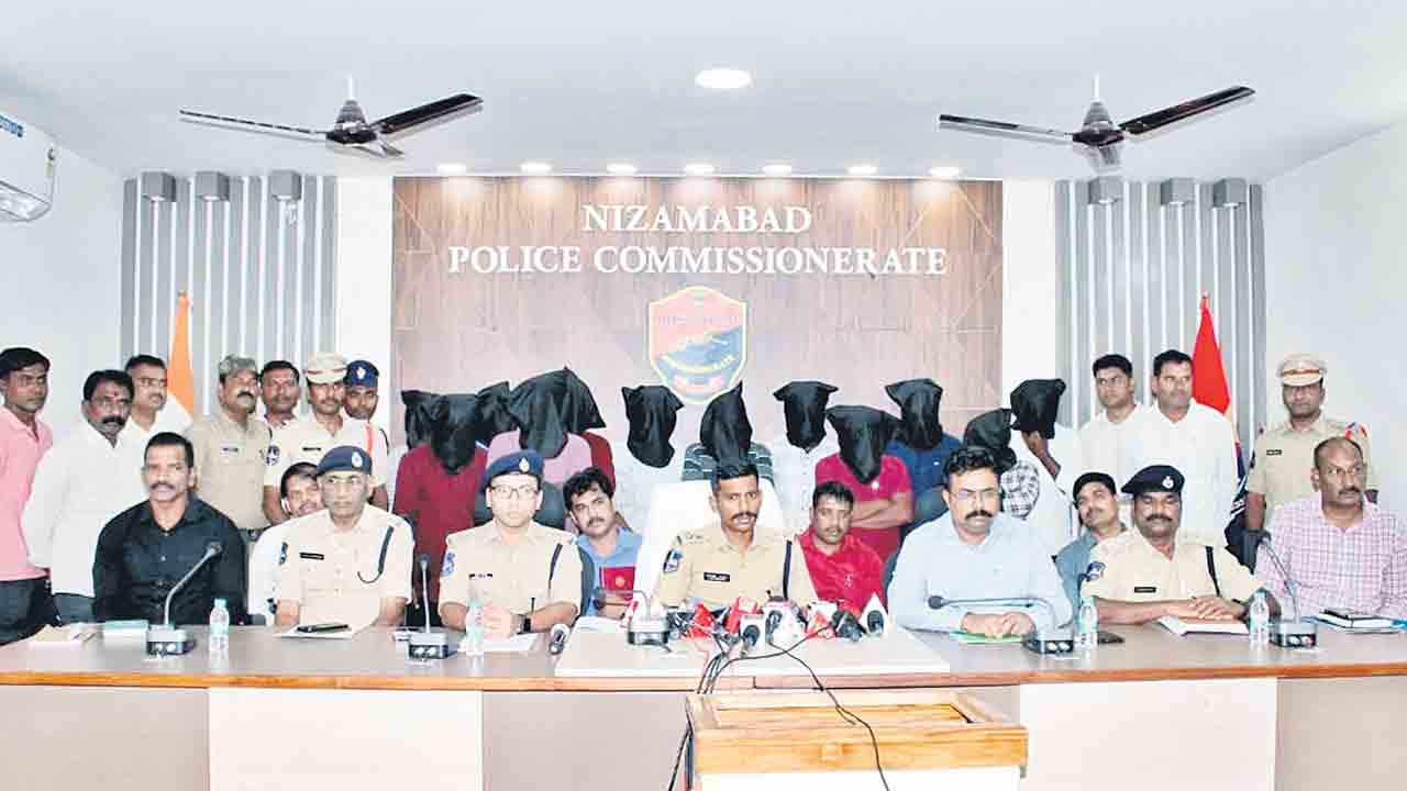‘చిరుత’ హంతకులు దొరికారు..