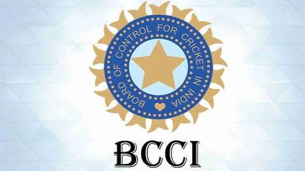 నో బాల్స్‌ వేస్తే వేటు