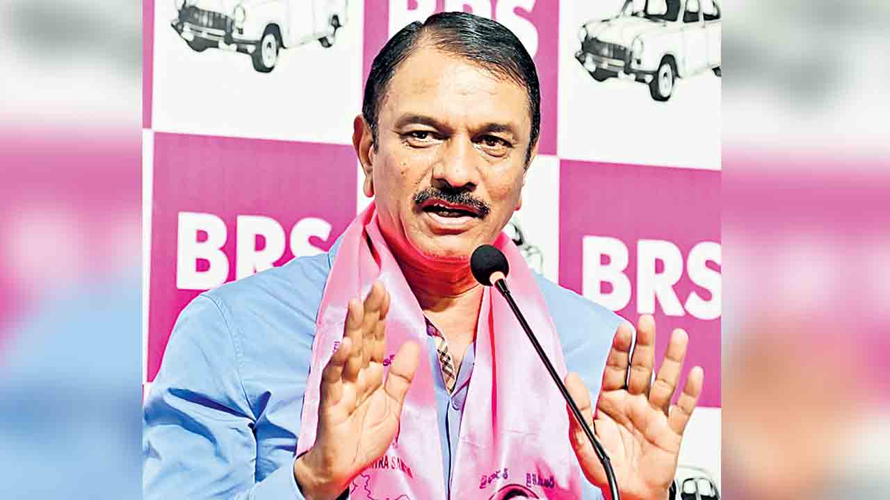 పేదలపైనే హైడ్రా ప్రతాపం.. పెద్దోళ్లకు దాసోహం