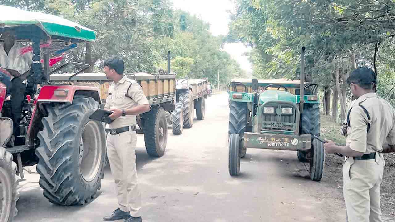 తోడేస్తున్నారు!
