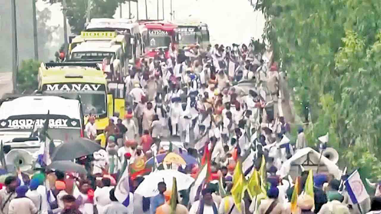 అమెరికాతో ట్రేడ్‌ డీల్‌ వద్దు..