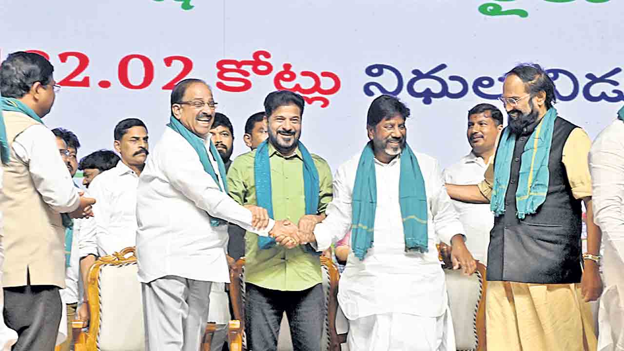Revanth Reddy | మనం బికారులం.. ఢిల్లీకి పోయినా,గల్లీకి పోయినా ఇజ్జత్‌ లేదు.. ఇది ముఖ్యమంత్రి మాట