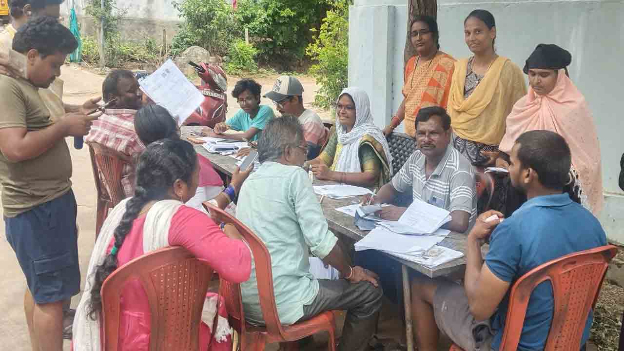 ఓట్లు తారుమారు