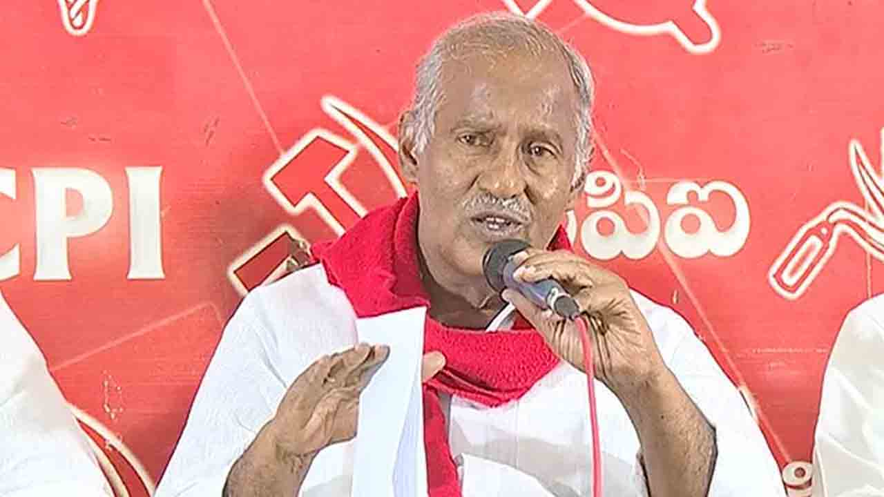 రాజకీయాలు కాదు.. సాగు నీళ్లు కావాలి