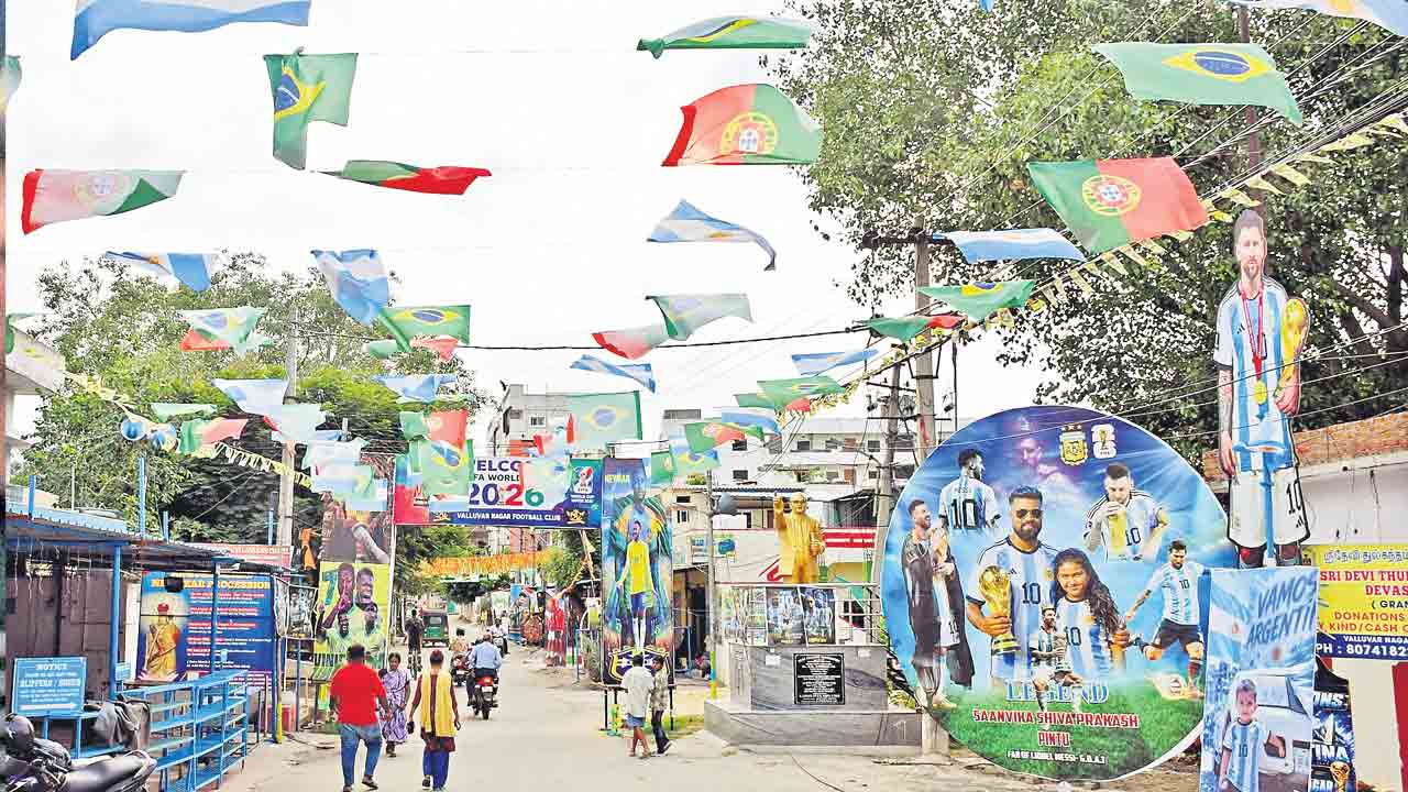 Football | హైదరాబాద్‌లో ఫుట్‌బాల్‌ ప్రపంచం.. సాకర్‌కు కేరాఫ్‌ అడ్రస్‌గా సైనిక్‌పురి వళ్లువర్‌ నగర్‌