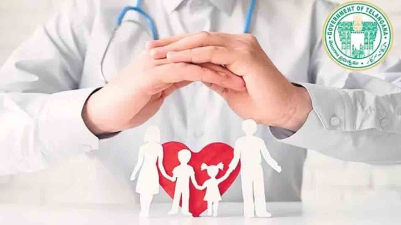ఈహెచ్‌ఎస్‌ ప్రీమియం వాపస్‌ చేయాలి: పెన్షనర్స్‌ జేఏసీ