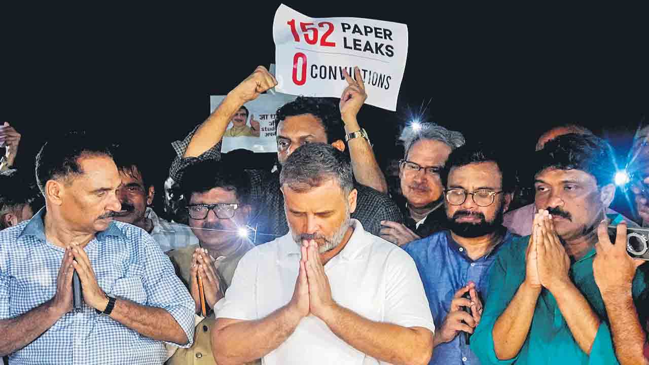కాంగ్రెస్‌ పలాయనవాదం!