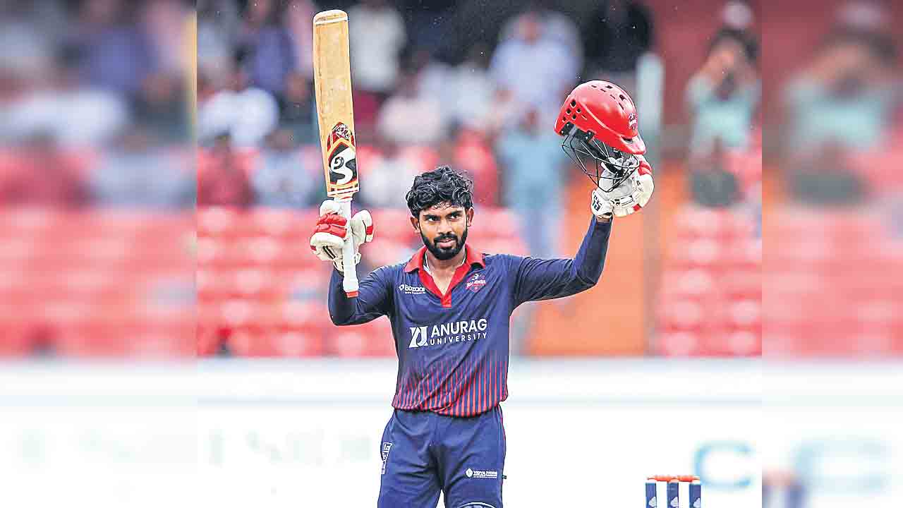 గౌరవ్‌ శతక మెరుపులు