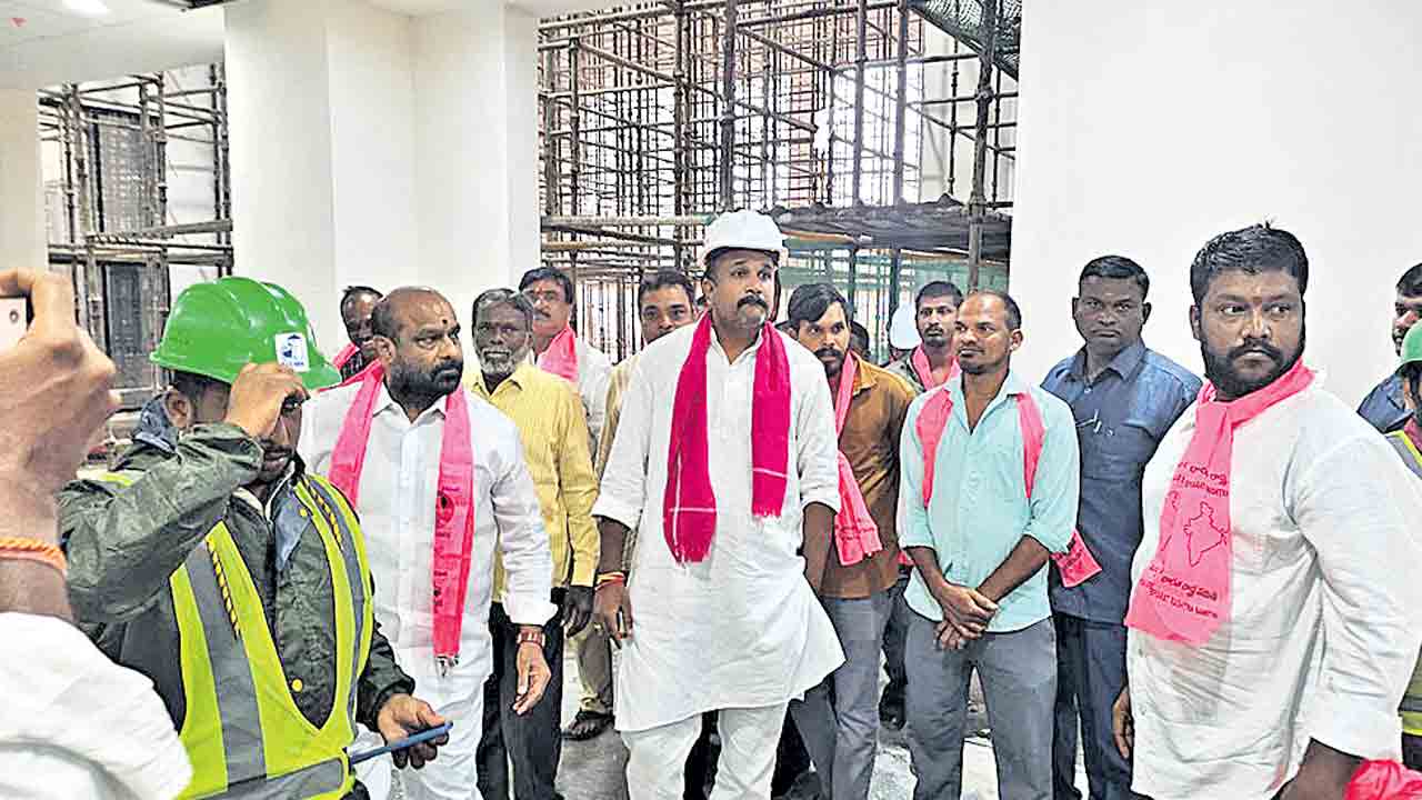కేసీఆర్‌ ఆనవాళ్లను చెరపలేరు