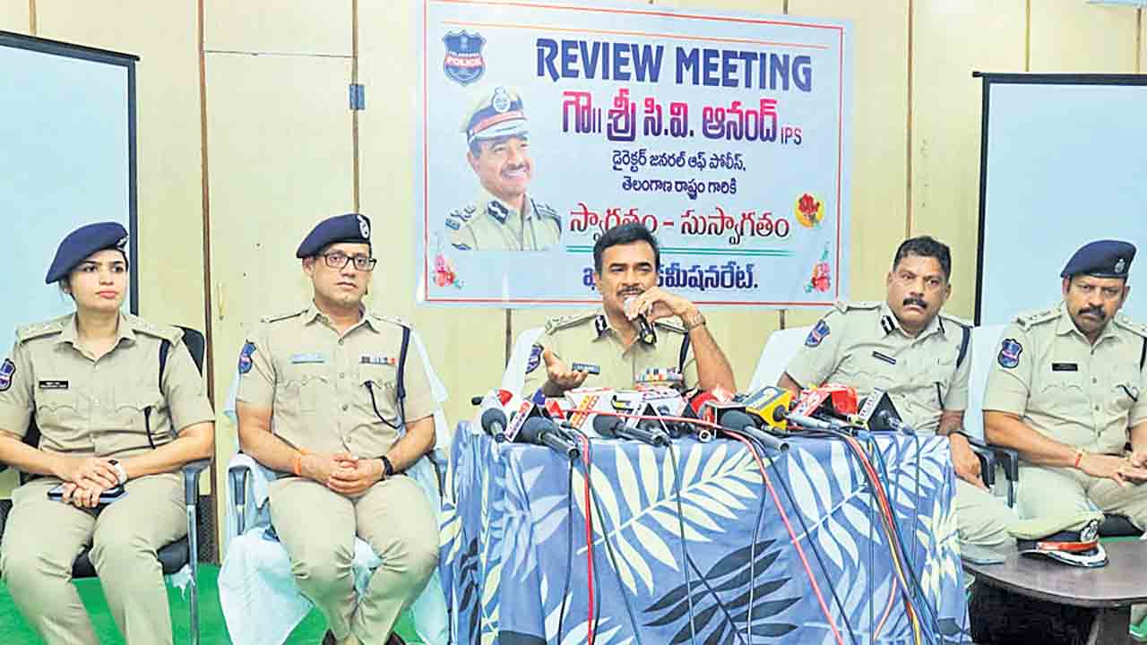 సాంకేతికతలో తెలంగాణ పోలీసులు బెస్ట్‌