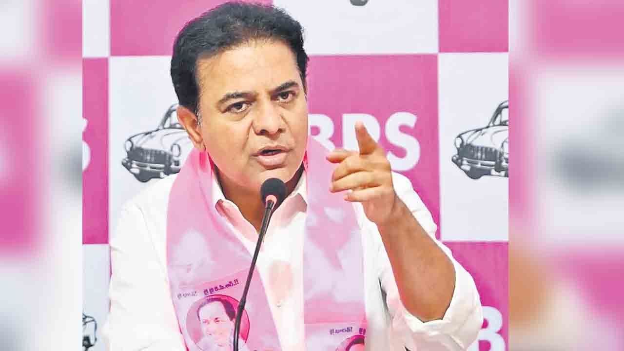 విద్యార్థులపై లాఠీచార్జి అమానుషం