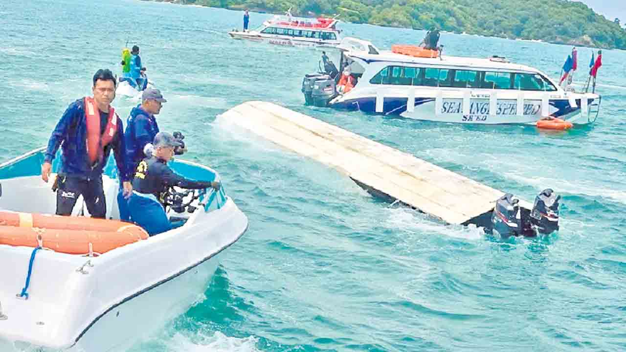 Speed boat | సముద్రంలో బతుకులు సమాధి.. 15 మంది భారతీయుల మృతి..పలువురి గల్లంతు