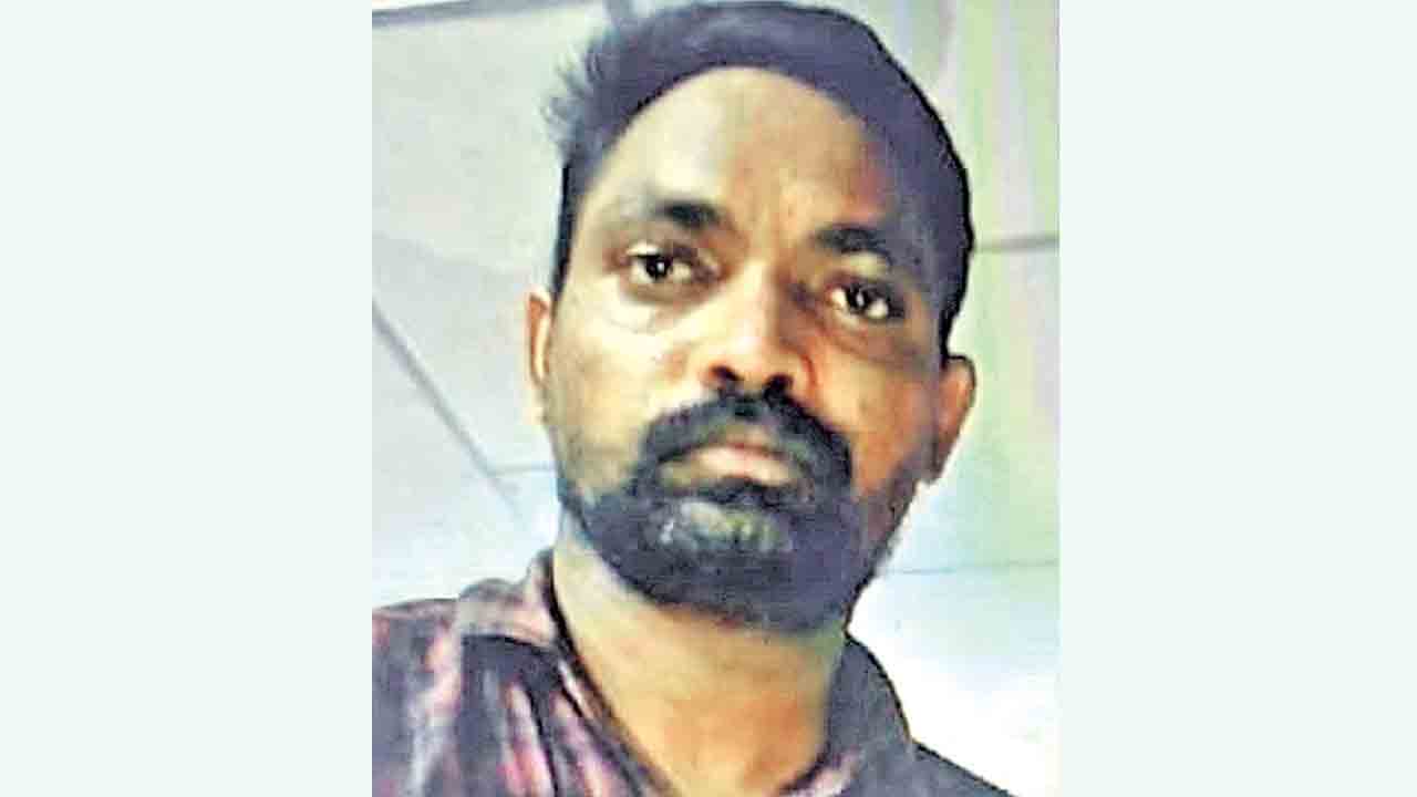 ORR | ఓఆర్‌ఆర్‌ వద్ద కాల్పుల కలకలం.. పోలీసులపై దాడికి యత్నించిన నిందితుడు