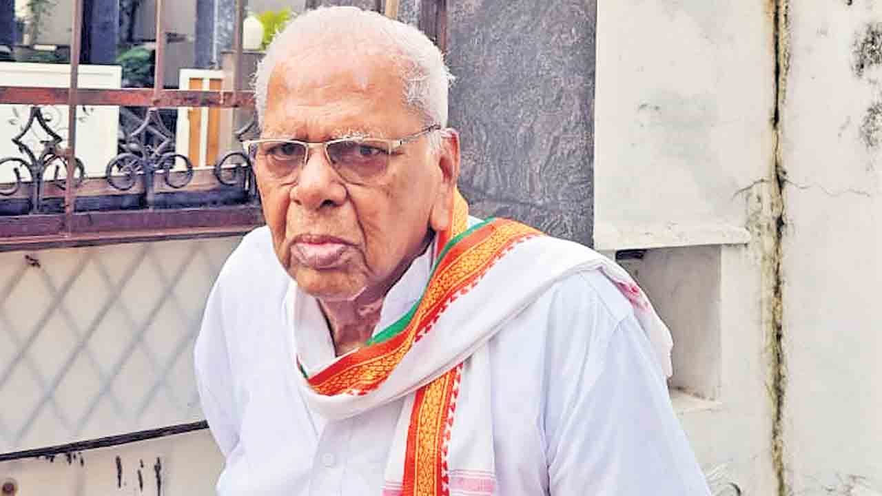 నిజాయితీకి నర్సింహారెడ్డి నిదర్శనం