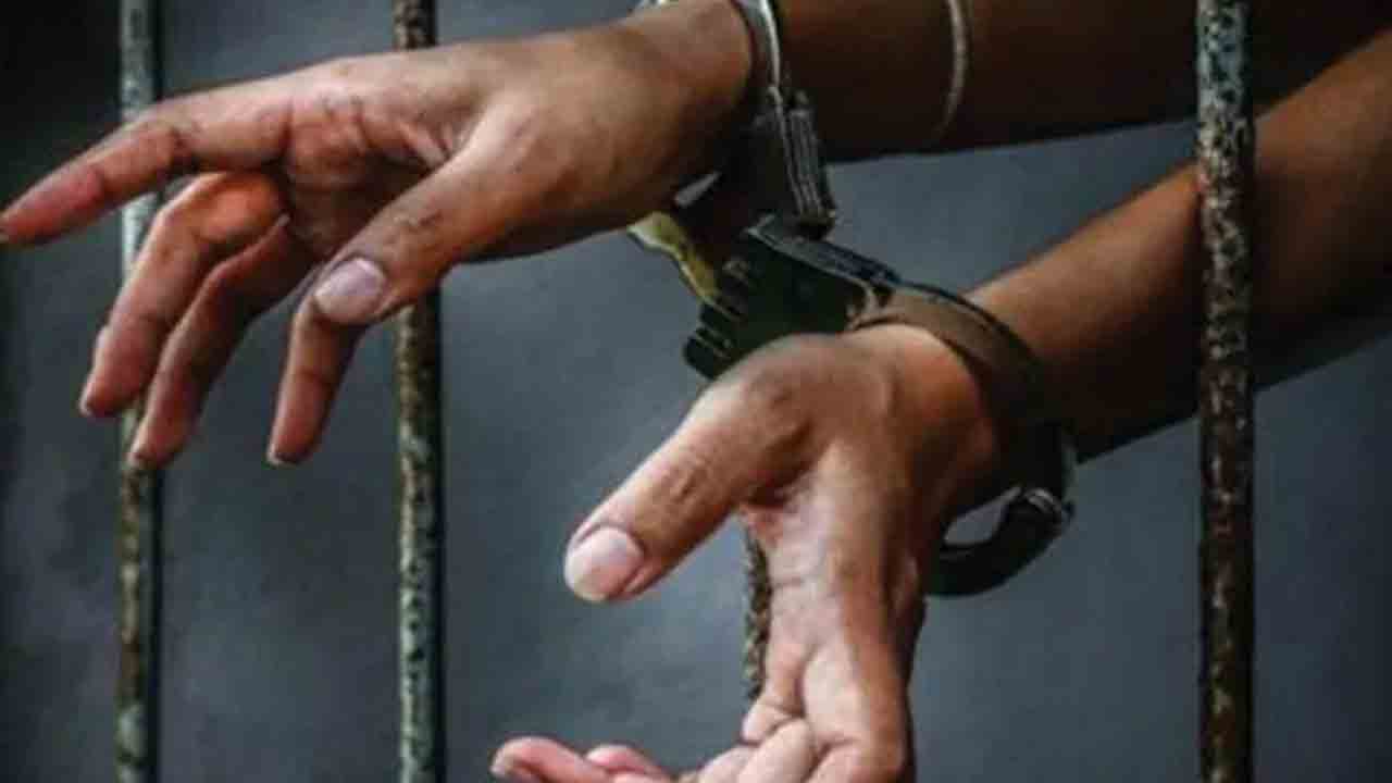 పోక్సో కేసులో కానిస్టేబుల్‌ అరెస్టు
