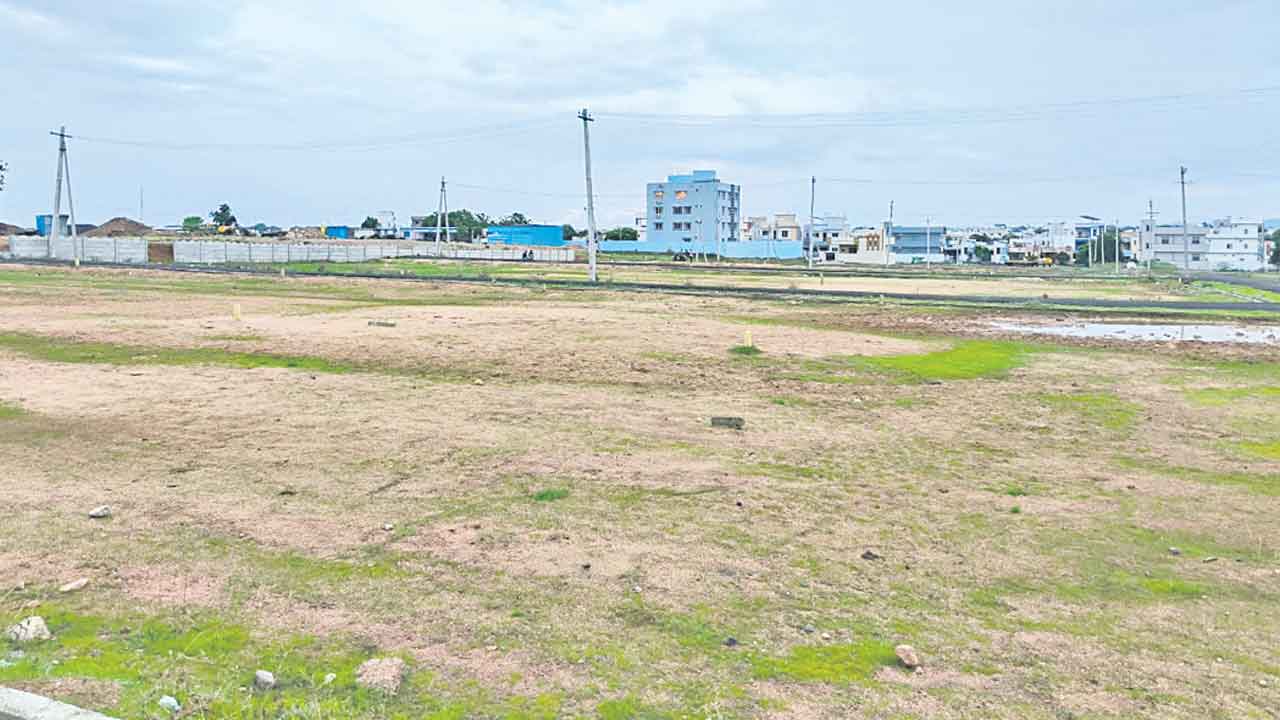 ఓబులాపురం కలిపింది అందరినీ!