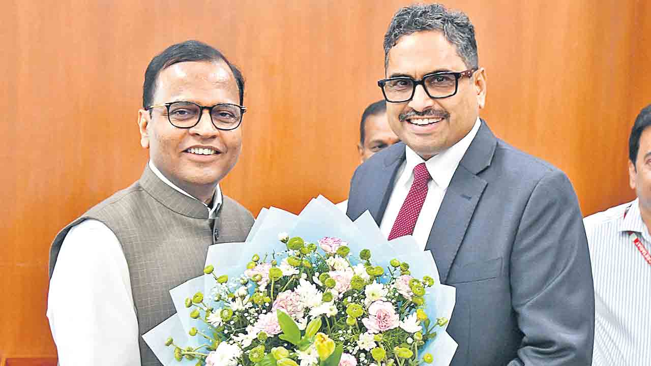 సీఎస్‌గా సంజయ్‌జాజు బాధ్యతలు స్వీకరణ