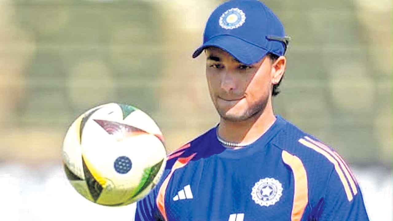 అభి ఫామ్‌ అందుకుంటాడా?