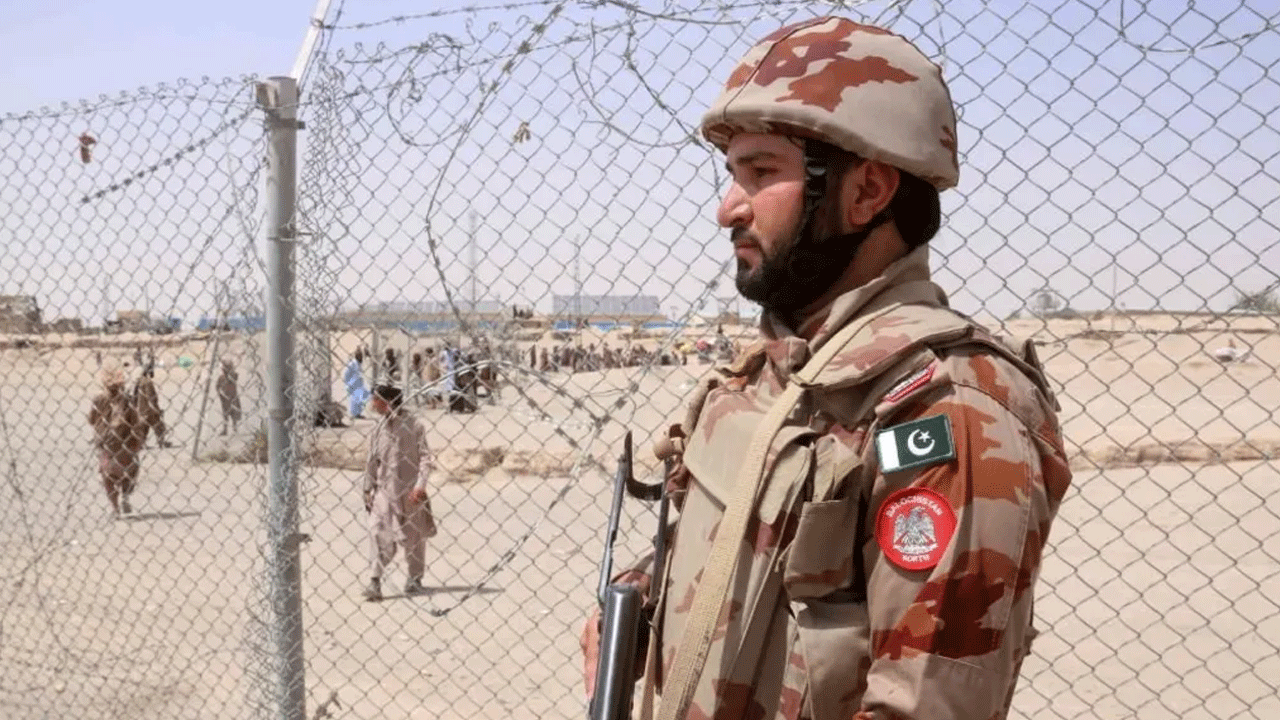 Afgan vs Pak | పాకిస్థాన్‌పై తాలిబ‌న్‌ల ప్ర‌తీకార దాడులు.. డ్రోన్‌ల‌తో విరుచుకుప‌డ్డ ఆఫ్ఘ‌న్ సైన్యం
