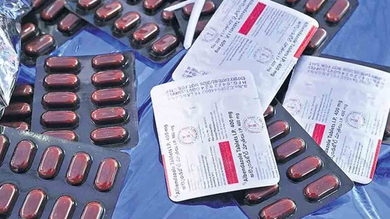 నేడు విద్యార్థులకు ఆల్బెండజోల్‌ మాత్రలు