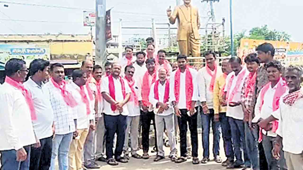 ఎంపీ వంశీ వ్యాఖ్యలపై బీఆర్‌ఎస్‌ కన్నెర్ర