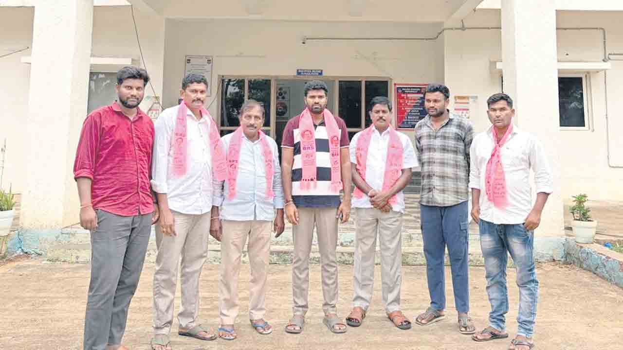 కాంగ్రెస్‌ది అరాచక పాలన.. మాజీ ఎమ్మెల్యే దివాకర్‌రావు