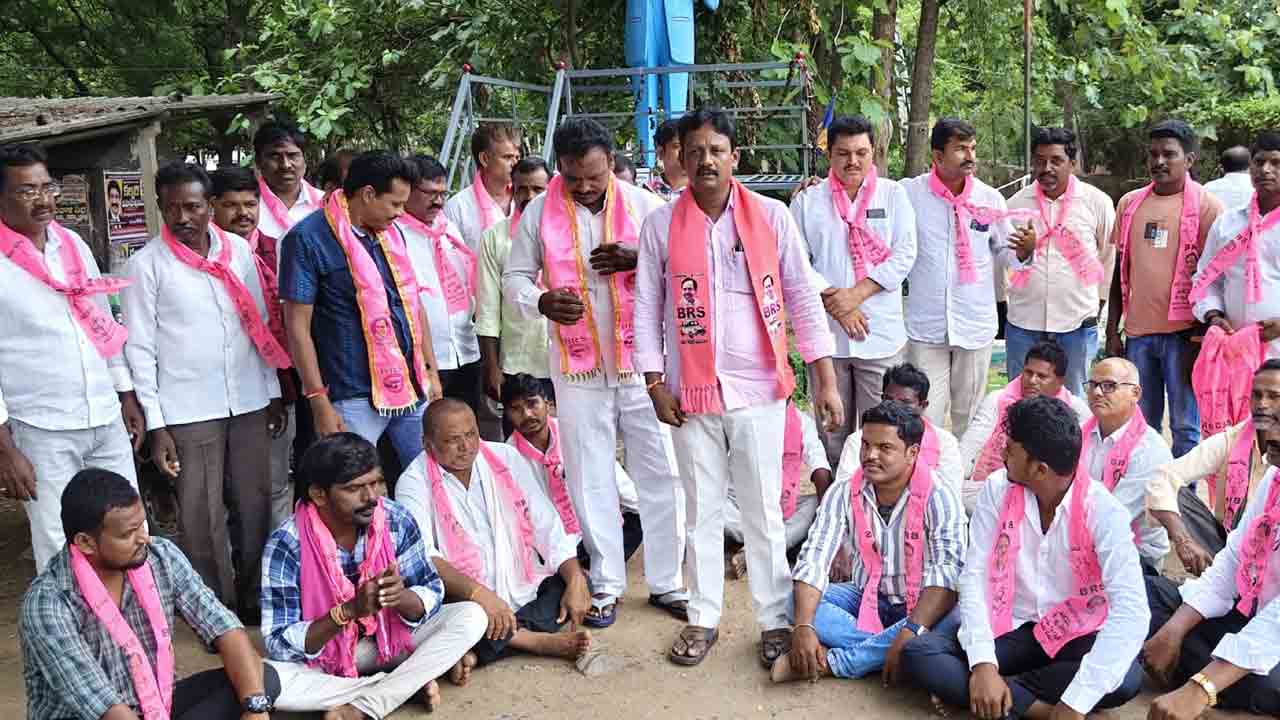 విద్యార్థులపై కేసులు ఎత్తివేయాలి