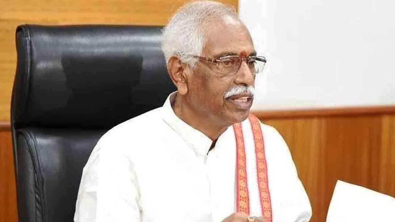 మహిళలు పౌల్ట్రీ రంగంలో రాణించాలి.. మాజీ గవర్నర్‌ బండారు దత్తాత్రేయ