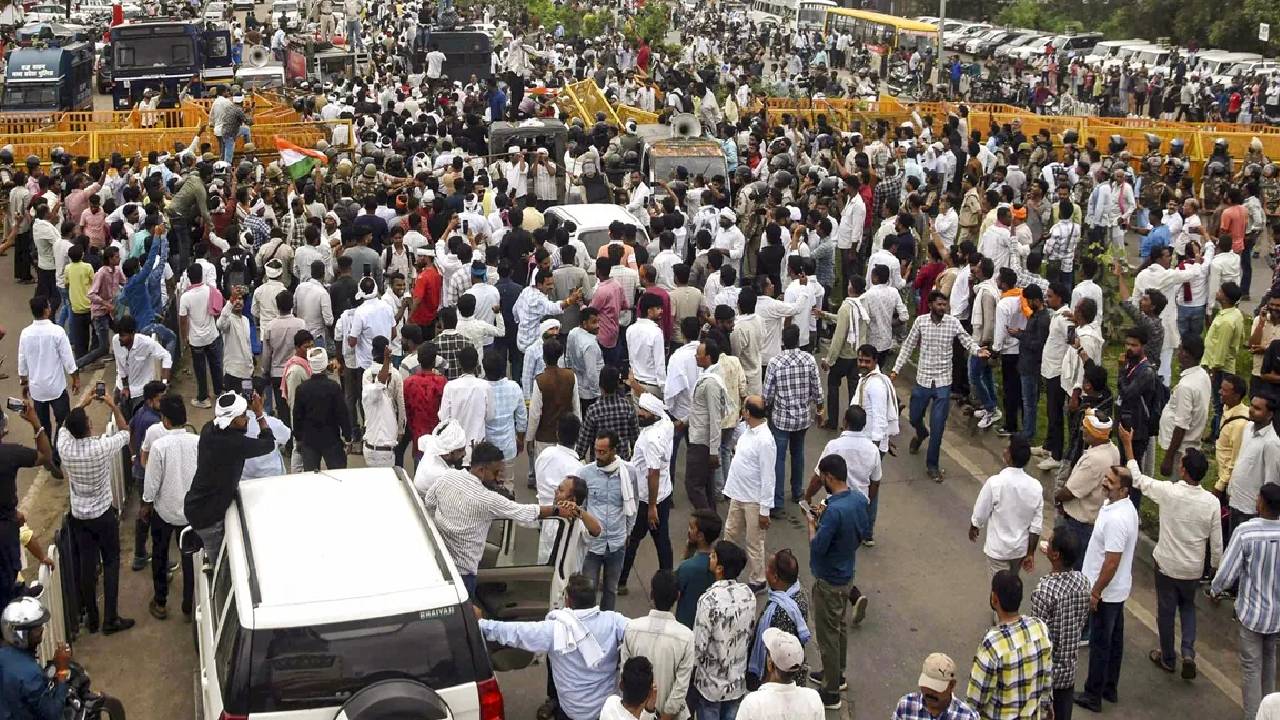Bhopal | భోపాల్‌లో ఉద్రిక్తంగా రైతుల ఆందోళన.. సీఎం ఇంటి ఎదుట నిరసన.. ప్రధాన డిమాండ్లు ఇవే