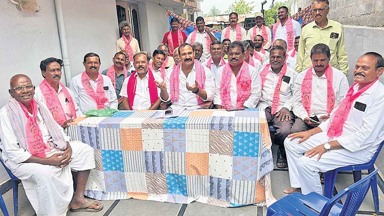 మట్టి మాఫియాకు అడ్డాగా కోదాడ